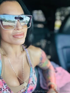 Imagine these juicy lips wrapped around your hard cock that i made