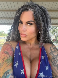 Milf monday is in full effect baby you ve been fantasizing all weekend