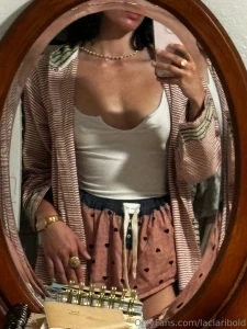 Hey babes i did a cute valentines photoshoot and just shared it with