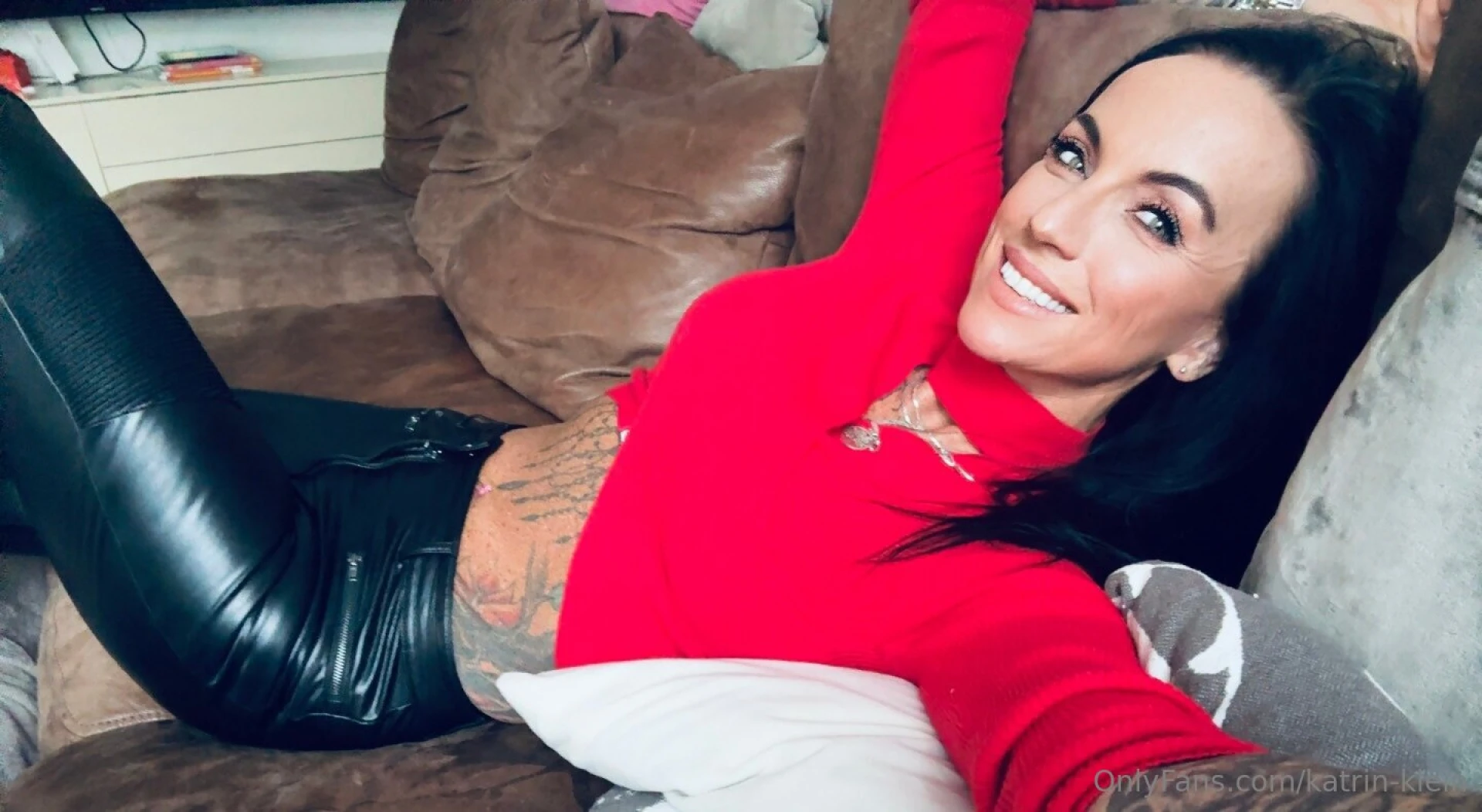 Habe noch reichlich platz auf meiner couch 