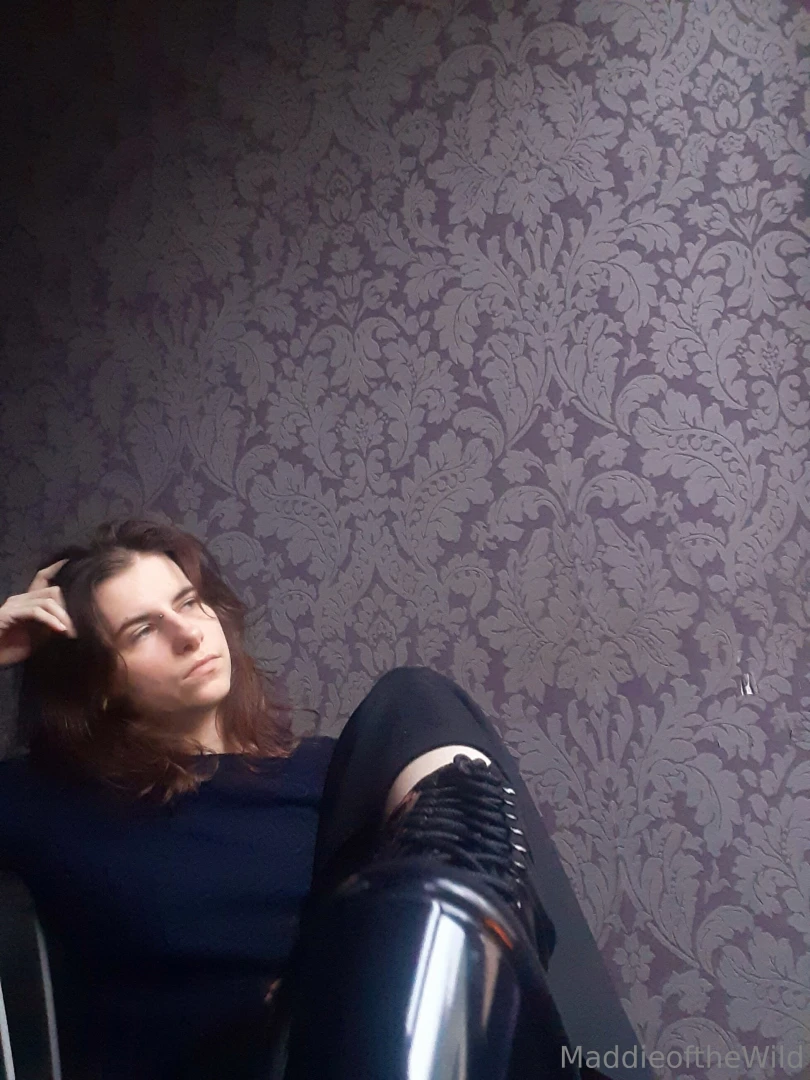 I love challenging myself with the limited space and materials i have part 6 