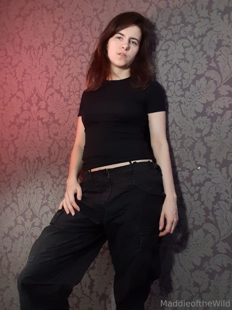 I have some very exciting news i finally got some lights to help me part 1 