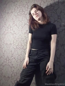 I have some very exciting news i finally got some lights to help me