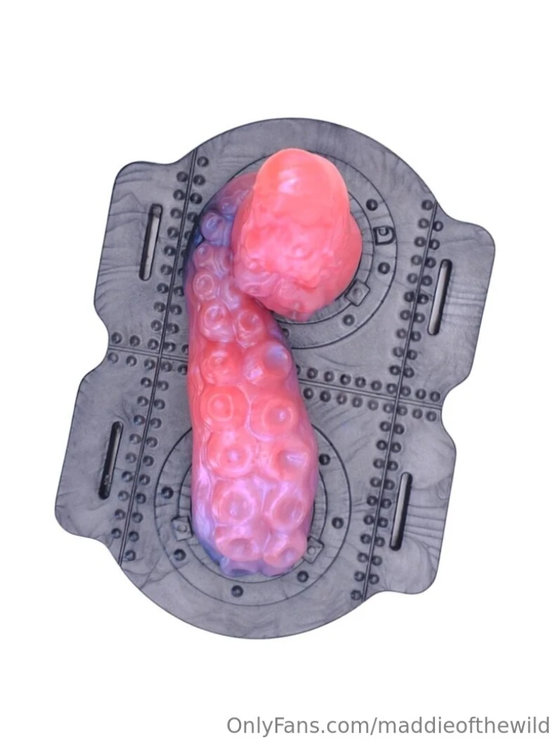 I looove trying out new toys some lovely people have already helped me 