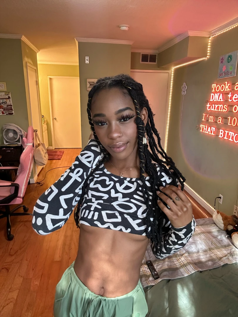 I don t think my twins should hide under this top part 2 