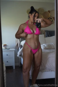 Halfway through the week and halfway out of my clothes want the full