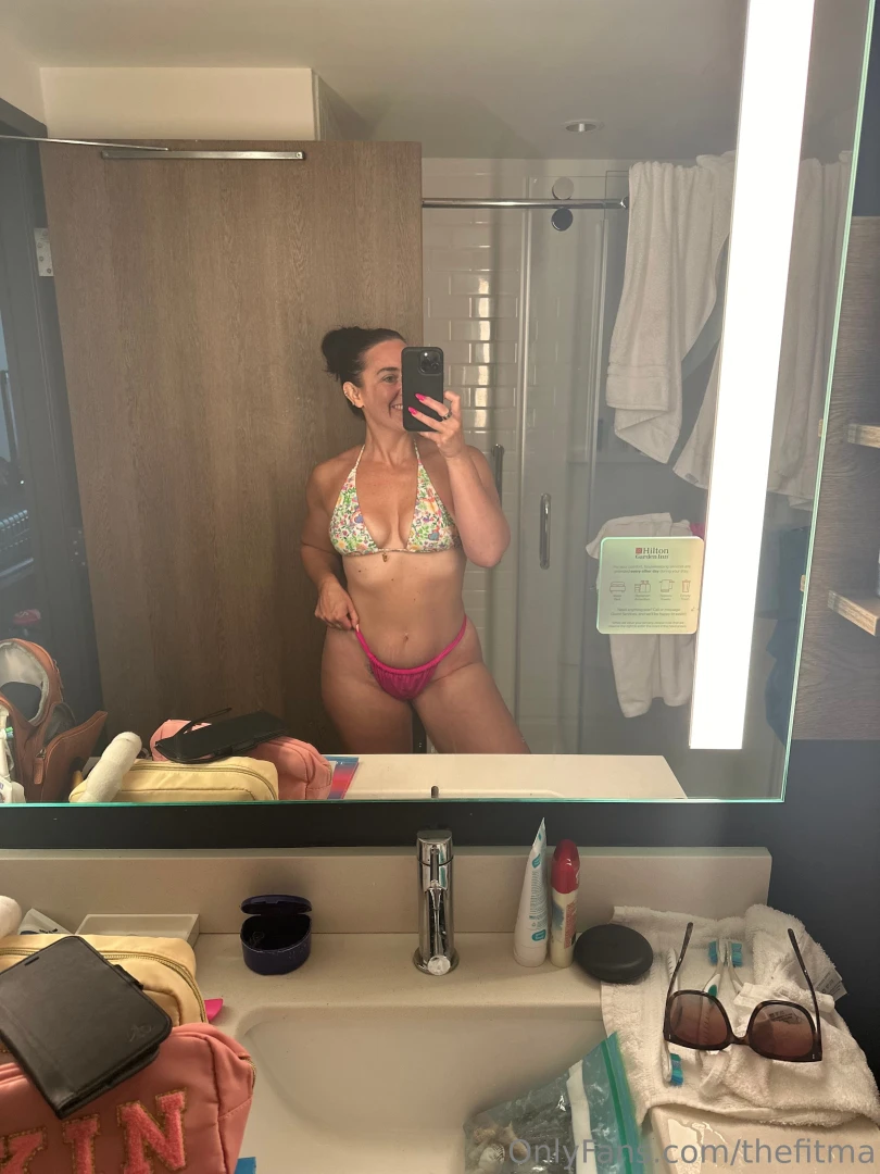 I love knowing what makes you tick share your custom ideas pleassseee 