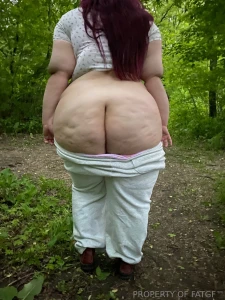 Bday girl going for a stroll tip 30 for ur own outdoor nude selfie