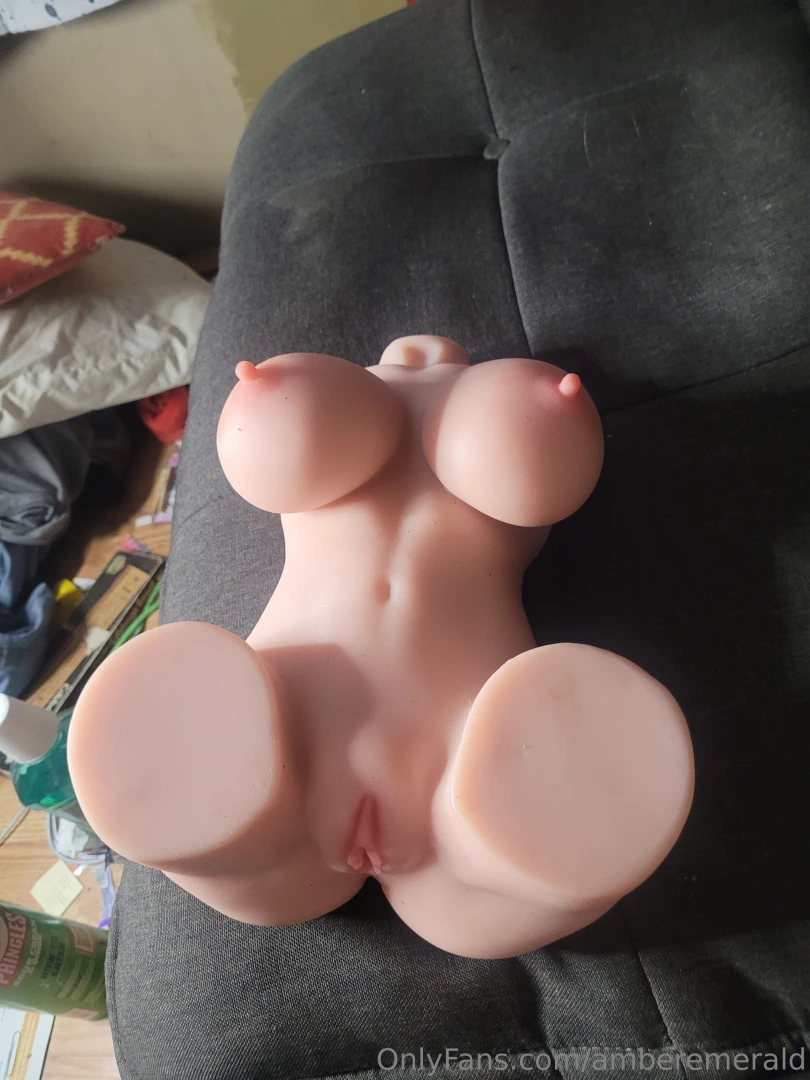 I couldn t help myself with my little sex doll i had a good time but 