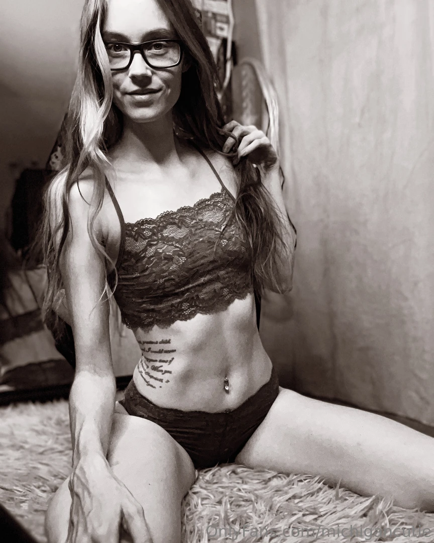 Wanna see me naked part 49 
