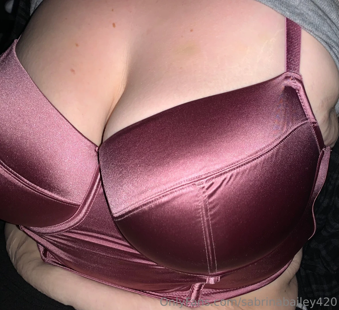 Do you think this color suits me or would it look better on the floor 