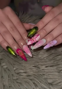 Feet and nail posting only if you d like me to have my toes or nails