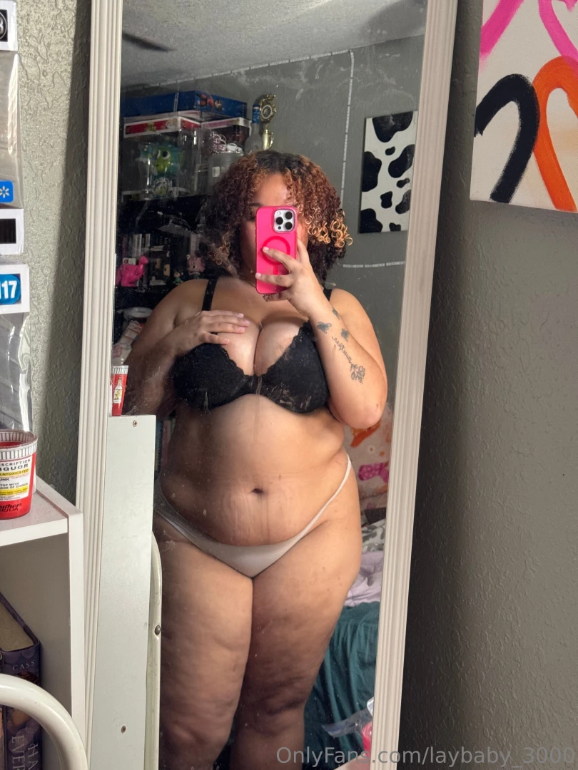 Good afternoon loves show me some love and ill return the favor 