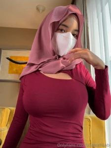 Would you kiss or squeeze first