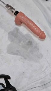 The fuck machine is horrifying and makes puddles come out of pussies