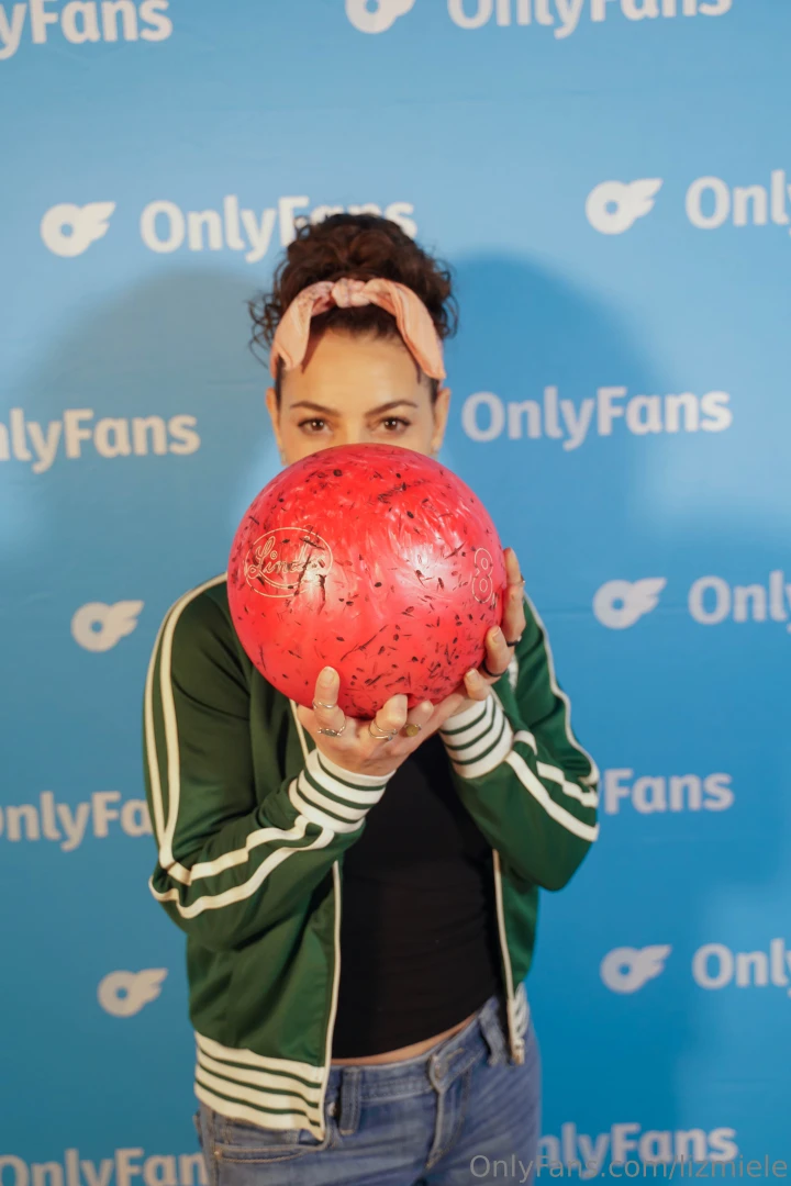 Here are some pics from the only fans stand up taping my episode will part 3 