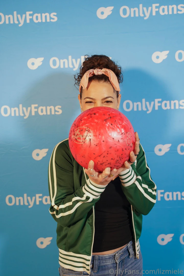 Here are some pics from the only fans stand up taping my episode will part 6 