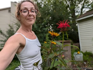 Take me back to summer so i can garden