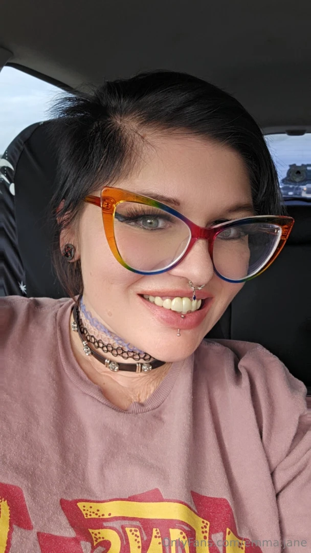 Emma-jane 