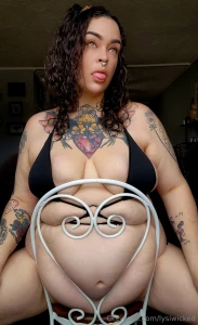 5 eggs 1lb of potatoes and 1 2lb of cheese stuffed in this pig while i part 2