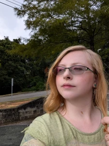 Green lace shirt part 1