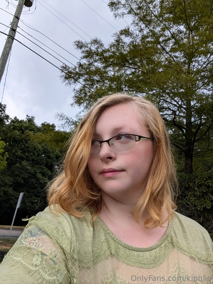 Green lace shirt part 2 