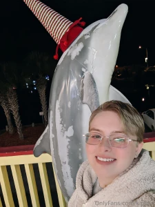 Since it just snowed again i wanted to put up a holiday throwback with