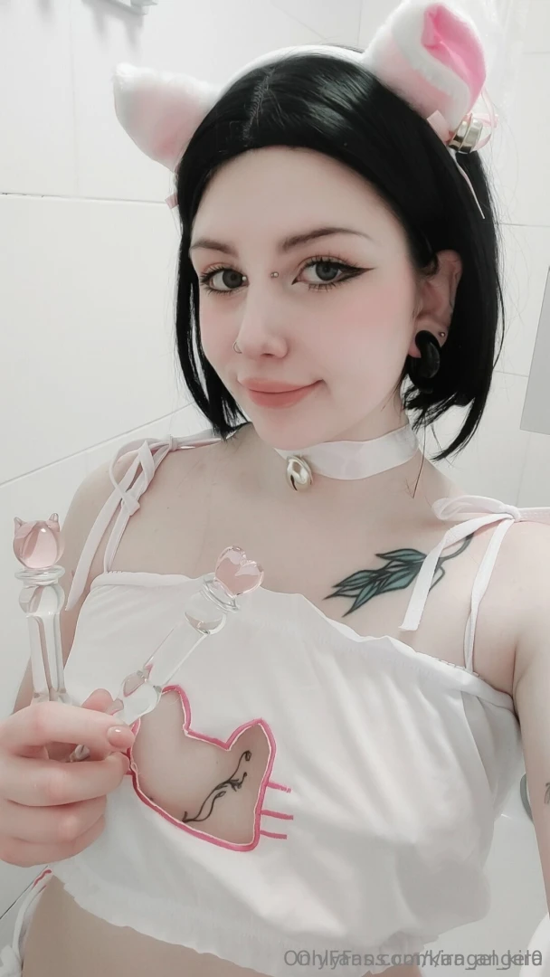 Today i allowed myself to do absolutely nothing just laying around 