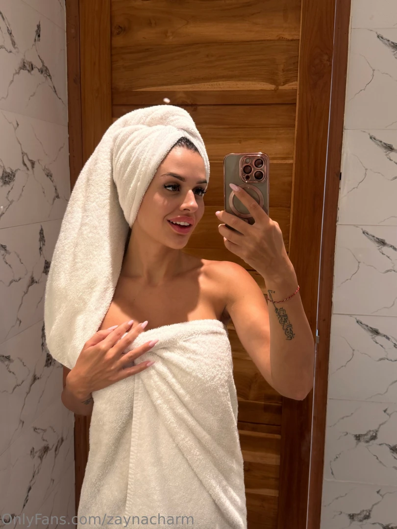 There s room for 2 ya kno 