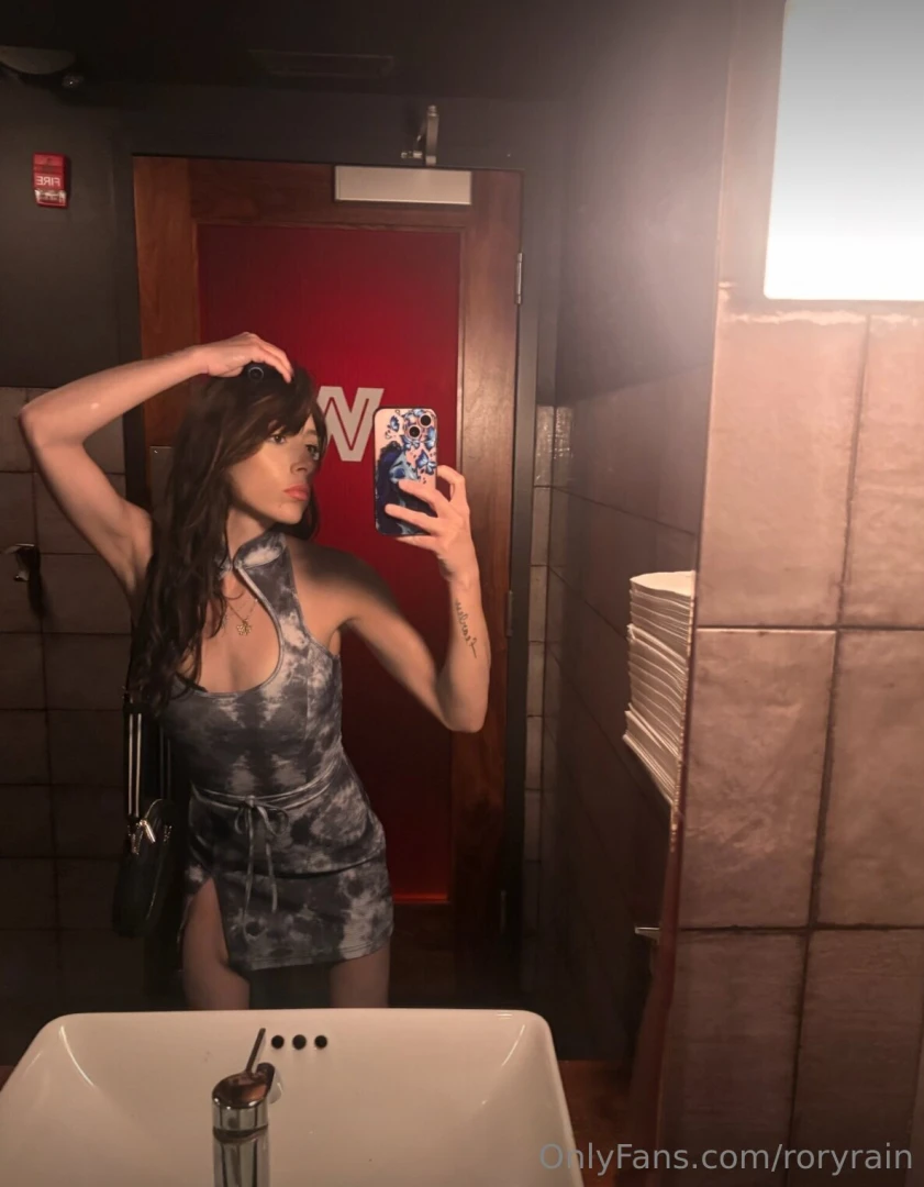 Should i make content wearing this 