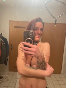 I can be your naughty girl if you can prove me you re worth it