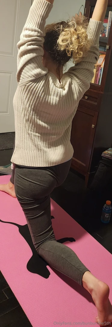 This pose will really work your core and i mean that in more ways than part 1 