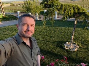 Enjoy life everywhere with your friends mimifaith part 1