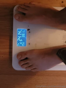 Lol old weigh in photos i am now so much fucking heavier lol part 6
