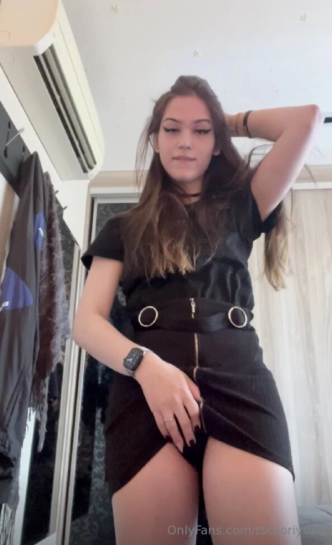 The first fan who tips 10 i ll send 500 worth of content please 