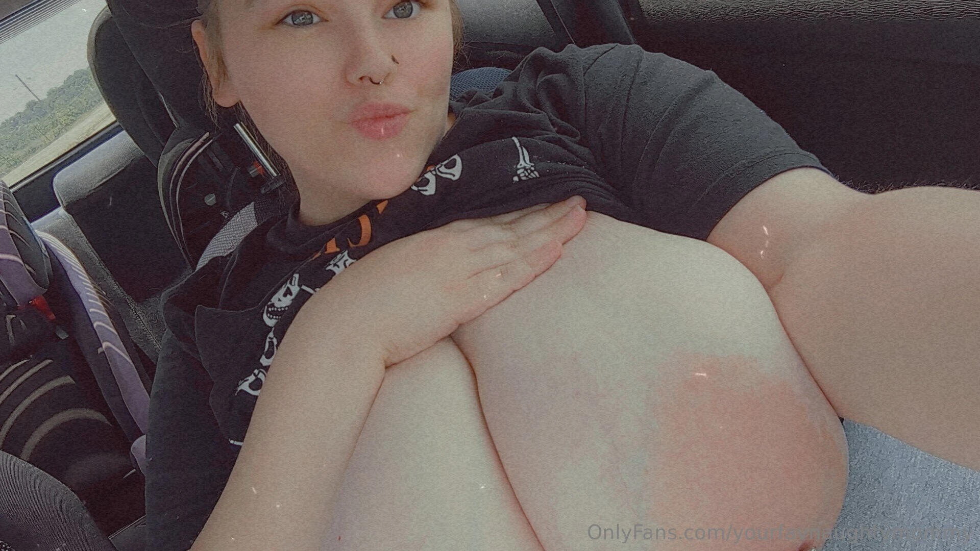 Would i distract you from driving 