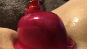 Would you like to fuck my fat puffy pussy after pussy pump