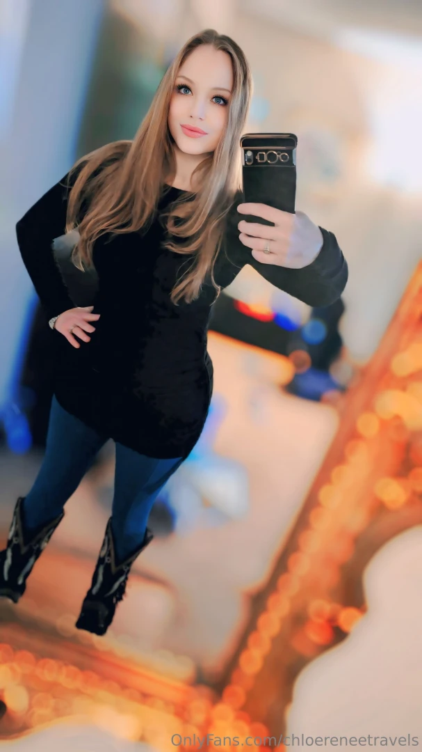 Who is ready for a private chat with a lonely lady come on let s play 