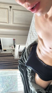 Quieres saber que hay bajo el boxer ve al dm ahi te la mando sin