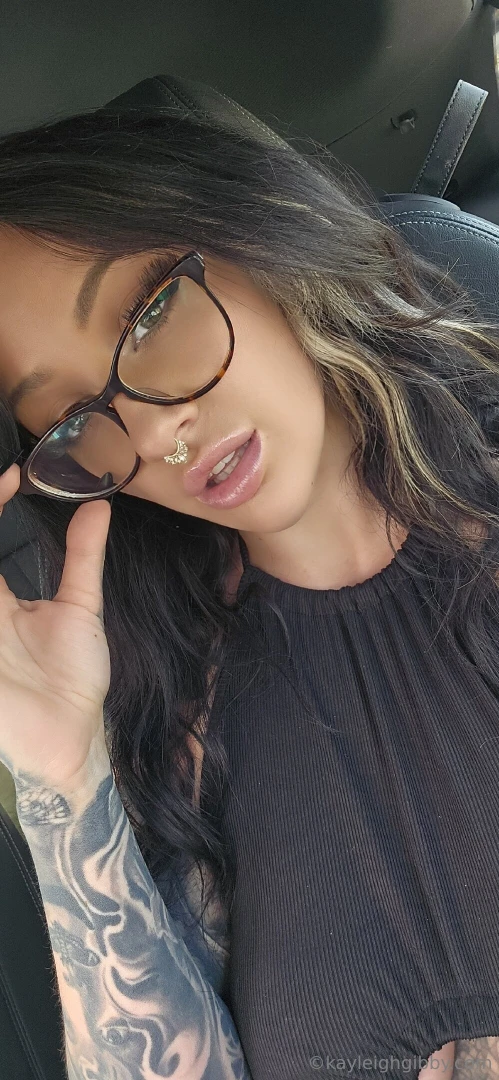 Come on love just one more stroke before i ghost you 