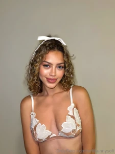 One look amp i own your thoughts