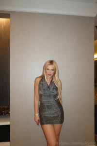 Happy new year here s how i looked b4 i had the night of my life to