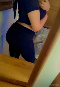 I be t yo u w on t mind if i lea v e a lit tl e t r ea t in you r i n