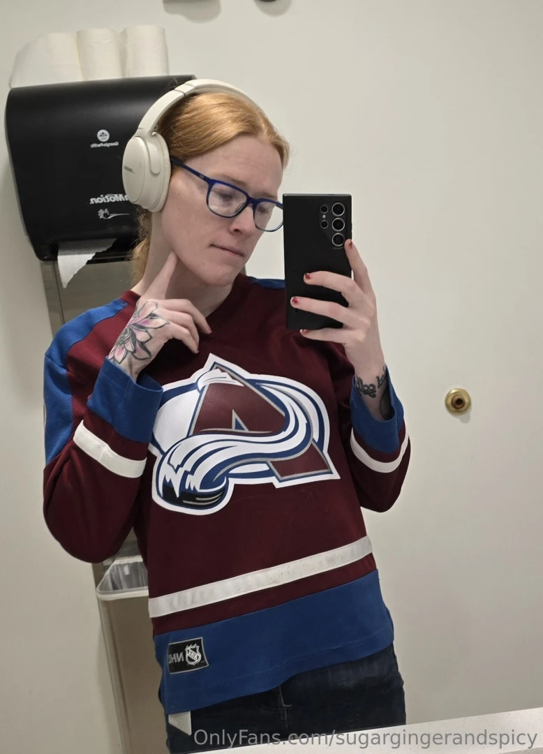 Who s excited for hockey playoffs swipe for something nice part 1 