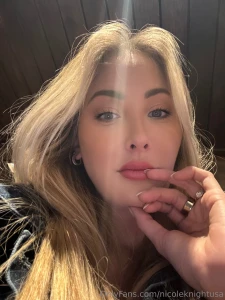 Just a cute selfie babe but don t let this sweetness fool you i m