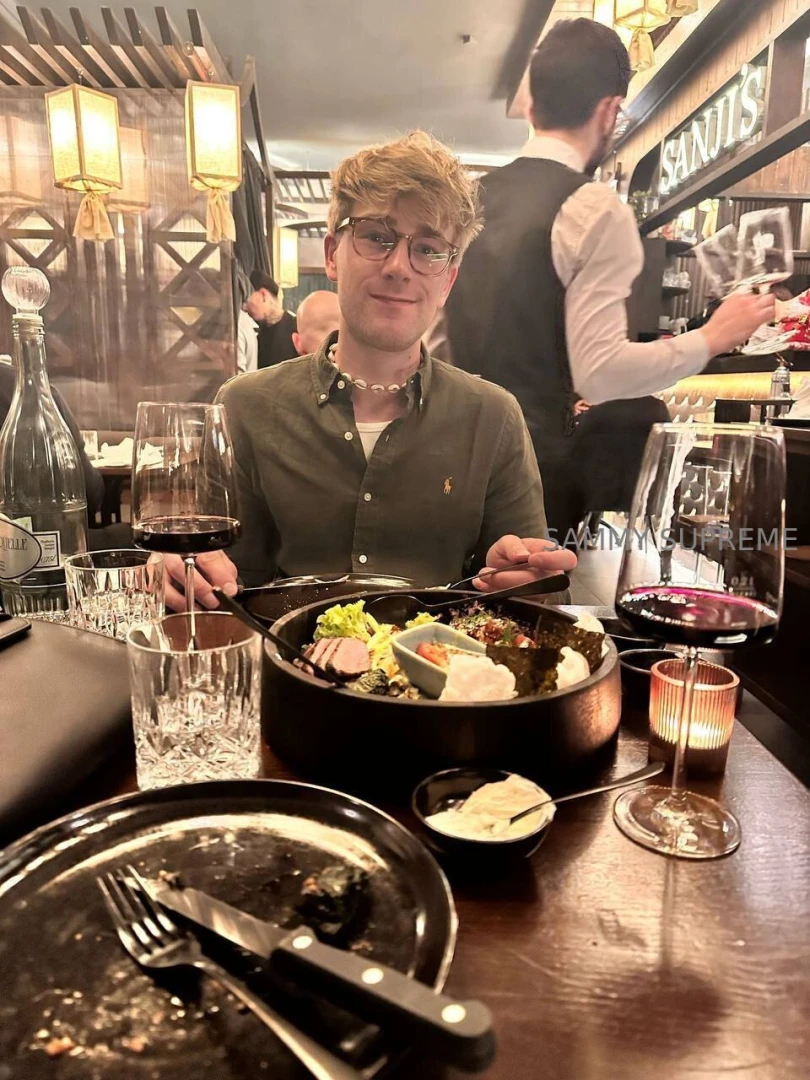 Swipe if you wanna see what happened after friday night s dinner more 