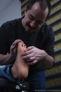 Seagerofficial tickling gallery part 13