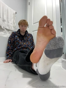 Been wearing these socks for a week straight and they stink how much part 2