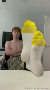 Pov bro caught you smelling his dirty socks but decided to have some