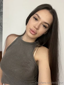 Hi everyone today is my 8th day on onlyfans and i m doing my best to